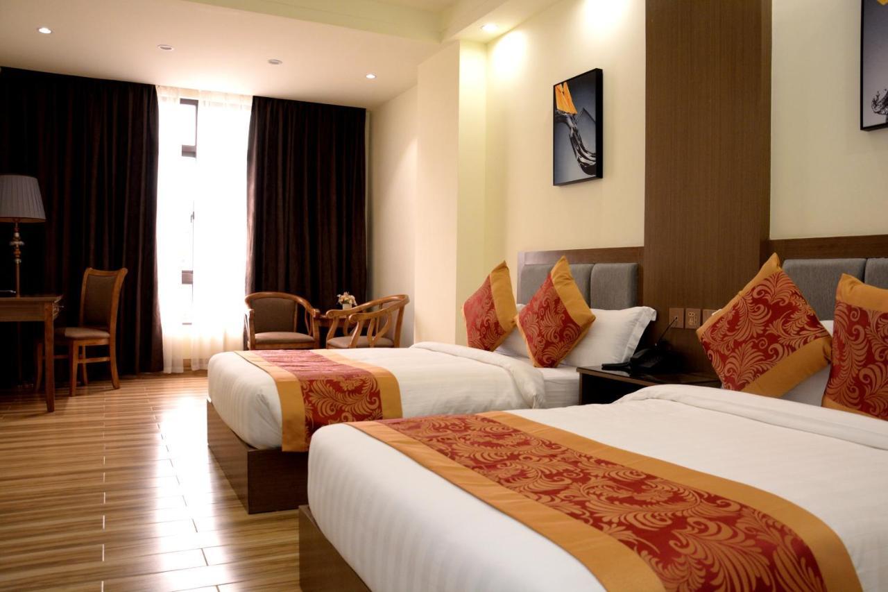 Hotel Tugos バギオ エクステリア 写真